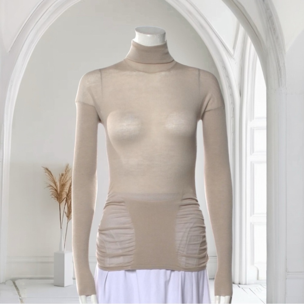 Gucci Cashmere Light Turtleneck Size Small, 💯 Authentictic